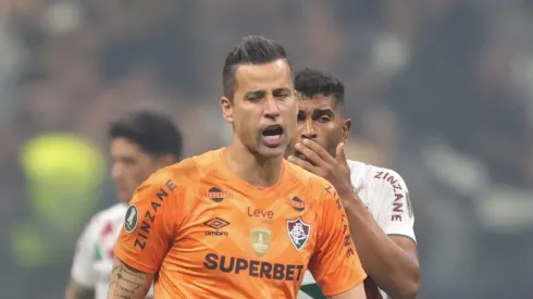 Fábio, goleiro do Fluminense contra o Atlético-MG na Libertadores – Foto: Gilson Lobo/AGIF
