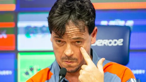 Cruzeiro apresentou Fernando Diniz em semana de decisão na Sul-Americana (Foto: Fernando Moreno/AGIF)