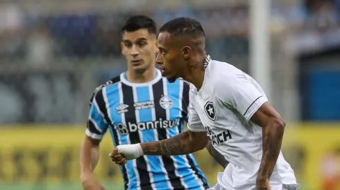 Botafogo e Grêmio pelo Brasileirão
