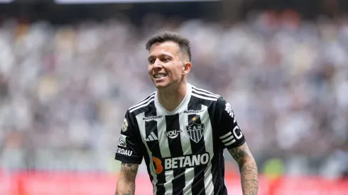 Meio-campista teve lesão no joelho direito. Alessandra Torres/AGIF.