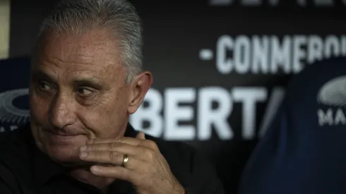 RJ – RIO DE JANEIRO – 19/09/2024 – COPA LIBERTADORES 2024, FLAMENGO X PENAROL – Tite tecnico do Flamengo durante partida contra o Penarol no estadio Maracana pelo campeonato Copa Libertadores 2024. Foto: Jorge Rodrigues/AGIF
