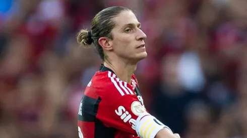 Filipe Luís não surtiu influência e tem confirmação de saída