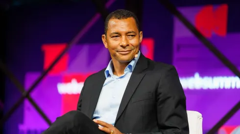 2KAGM48 Gilberto Silva, World Cup Winner in Brazil, addresses the audience during the second day of the Web Summit 2022 in Lisbon. (Photo by Bruno de Carvalho / SOPA Images/Sipa USA)
