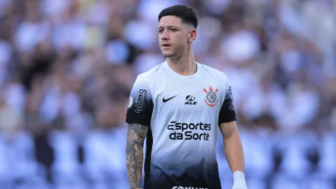 Rodrigo Garro durante partida contra o Juventude