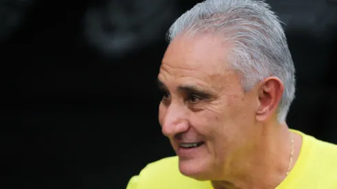 Time de Tite, ex-Flamengo, sofre goleada contra equipe de Zico
