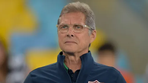 Oswaldo de Oliveira entrou com ação contra o Fluminense
