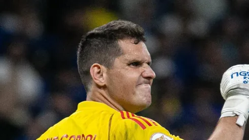 Rafael Cabral durante jogo pelo Alviceleste.