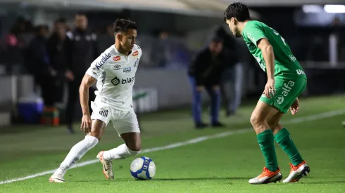 Acompanhe Chapecoense x Santos  ao vivo pelo Brasileirão Série B
