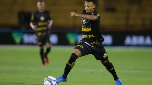 Novorizontino perdeu a liderança da Série B e agora corre para reverter o prejuízo (Foto: Pedro Zacchi/AGIF)