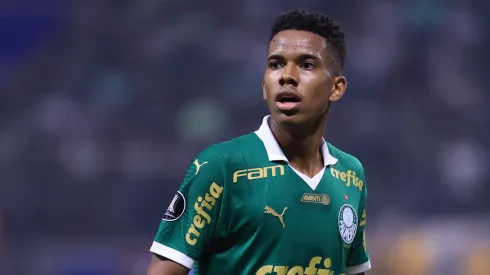 Estêvão ficou cerca de três semanas lesionado