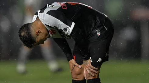 RJ – RIO DE JANEIRO – 19/10/2024 – COPA DO BRASIL 2024, VASCO X ATLETICO-MG – Philippe Coutinho jogador do Vasco durante partida contra o Atletico-MG no estadio Sao Januario pelo campeonato Copa Do Brasil 2024. Foto: Thiago Ribeiro/AGIF
