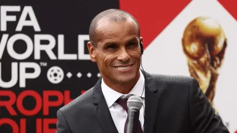 Rivaldo venceu o prêmio de melhor do mundo em 1999. Foto: Matt King/Getty Images for FIFA
