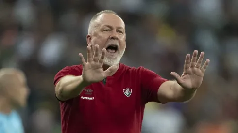 Mano Menezes não poderá contar com Thiago Silva no elenco