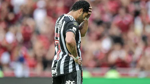 Hulk jogador do Atletico-MG lamenta durante partida contra o Flamengo. Foto: Thiago Ribeiro/AGIF