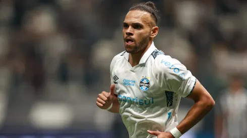 Entenda com Braithwaite foi o único respiro gremista em Palmeiras x Grêmio 
