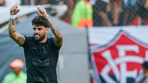 BA – SALVADOR – 09/11/2024 – BRASILEIRO A 2024, VITORIA X CORINTHIANS – Yuri Alberto jogador do Corinthians comemora seu gol durante partida contra o Vitoria no estadio Barradao pelo campeonato Brasileiro A 2024. Foto: Jhony Pinho/AGIF
