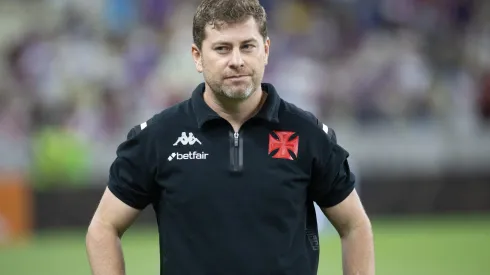 Rafael Paiva tecnico do Vasco durante partida contra o Fortaleza. Foto: Baggio Rodrigues/AGIF
