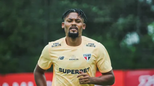 Sabino pode ir embora do São Paulo por motivo inusitado – Foto: X do São Paulo
