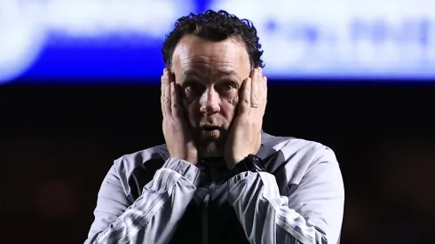 Gabriel Milito, técnico do Atlético-MG, durante partida. 
