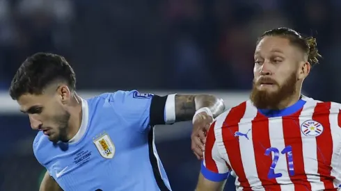 – Isidro Pitta é aprovado no Santos