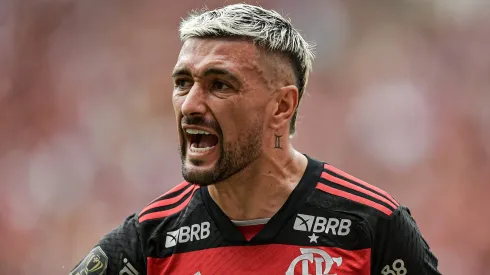 Arrascaeta abre o jogo sobre usar a 10 do Flamengo