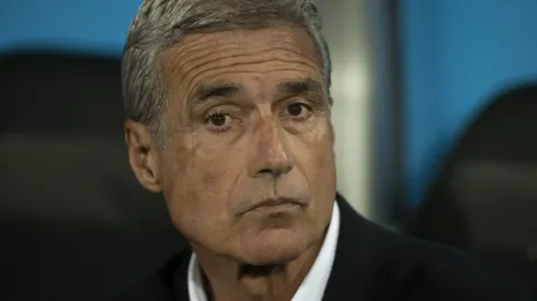 Luís Castro não vai assinar com o Santos