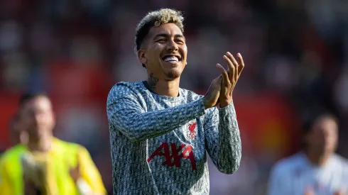 Firmino tem contratação aprovada na torcida do Corinthians