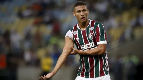 Richarlison poderia voltar ao Fluminense. 
