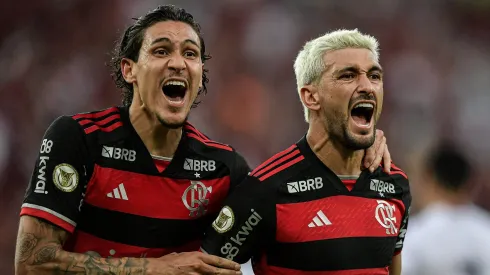 Pedro e Arrascaeta estão lesionados no Flamengo. Foto: Thiago Ribeiro/AGIF