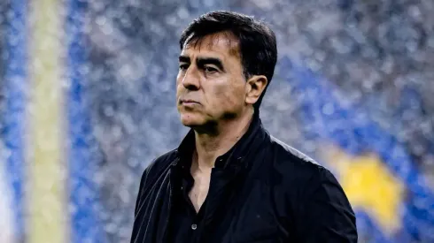 Quinteros pode ser o novo técnico do Santos. Foto: Marcelo Endelli/Getty Images
