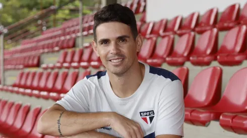 Oscar retorna ao São Paulo após oito temporada na China
