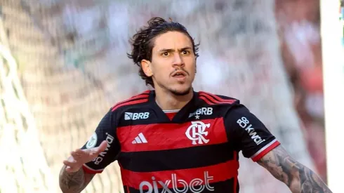 Pedro comemorando gol no Maracanã