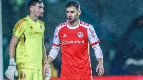 Lucas Alario não deseja continuar no Colorado
