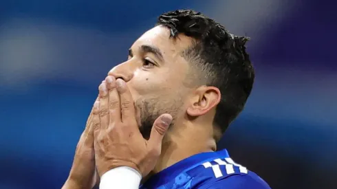 William em campo pelo Cruzeiro