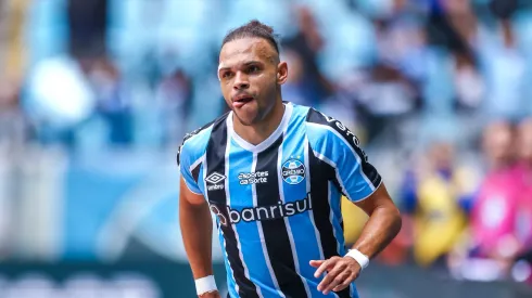 Braithwaite chegou ao Grêmio para as oitavas da Libertadores.
