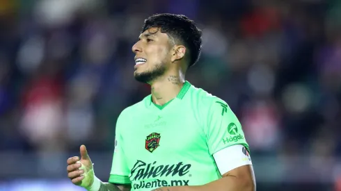 Salcedo atuando em partida contra o Mazatlán