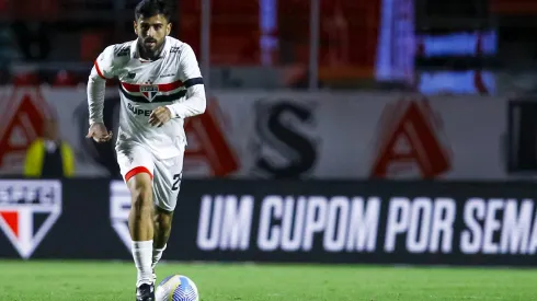 Liziero jogador do Sao Paulo durante partida contra o Athletico-PR no estadio Morumbi pelo campeonato Brasileiro A 2024. Foto: Marco Miatelo/AGIF