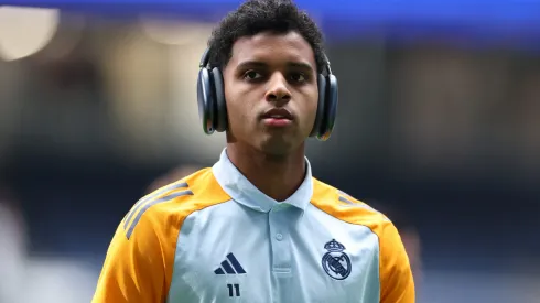 MADRID, SPAIN – DECEMBER 01: Rodrygo of Real Madrid arrives at the stadium prior to the LaLiga match between Real Madrid CF and Getafe CF at Estadio Santiago Bernabeu on December 01, 2024 in Madrid, Spain. (Photo by Florencia Tan Jun/Getty Images)
