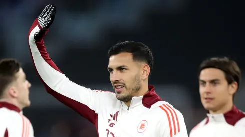 Paredes em ação no aquecimento da Roma