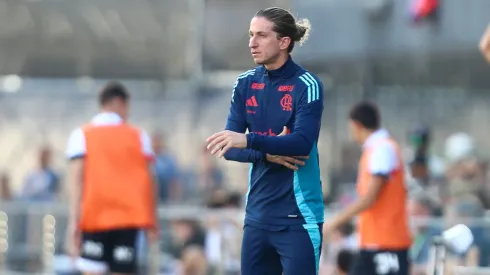 Filipe Luís no Flamengo - Foto: X do Flamengo