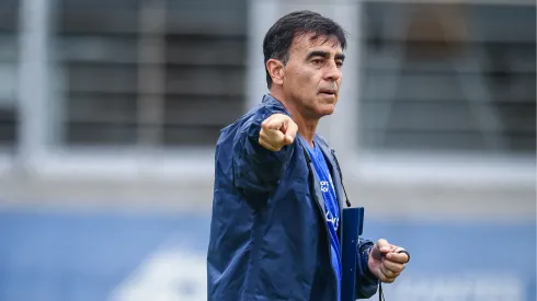 Gustavo Quinteros no comando do Grêmio.
