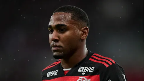 Lorran atuando pelo Flamengo. Foto: Thiago Ribeiro/AGIF
