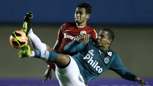 Walter. Goias x Internacional no Serra Dourada pelo Campeonato Brasileiro A 2013. 17 de Novembro de 2013, Goiania, Goias, Brasil. Foto: Adalberto Marques/AGIF
