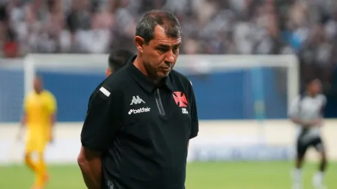 Carille está invicto no comando do Vasco. Foto: Aguilar Abecassis/AGIF