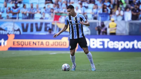 Viery pelo Grêmio em 2025. Foto: Maxi Franzoi/AGIF