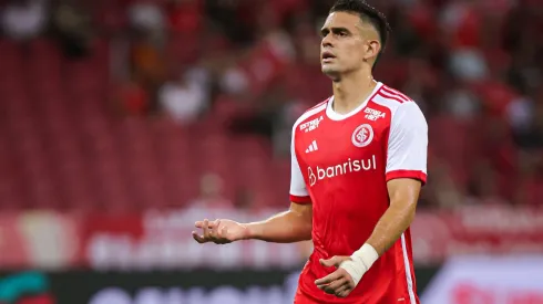 Borré jogador do Internacional durante partida contra o Avenida no estádio Beira-Rio pelo campeonato Gaúcho 2025. Foto: Maxi Franzoi/AGIF