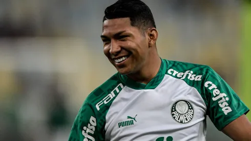 Rony ainda pode fechar com o Atlético-MG – Foto: Thiago Ribeiro/AGIF.