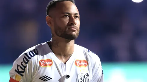 Neymar critica bola do Estadual