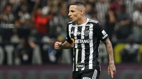Guilherme Arana jogador do Atletico-MG comemora seu gol durante partida contra o Vasco no estadio Arena MRV pelo campeonato Copa Do Brasil 2024. Foto: Gilson Lobo/AGIF