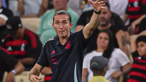 Filipe Luís é informado que Cleiton Santana deve mesmo deixar o Fla